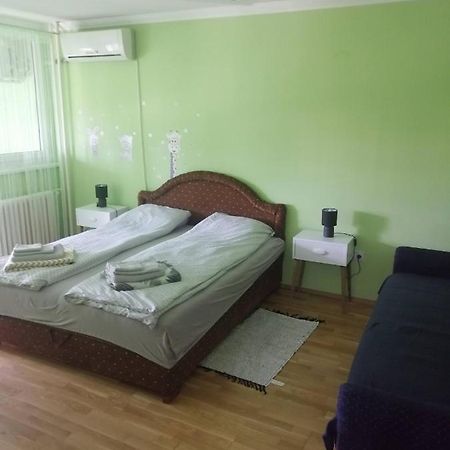 Apartman Radakovic Суботица Экстерьер фото